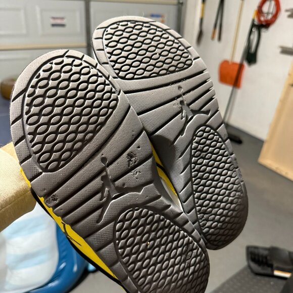 SOLD Jordan Hydro Slide 4 - Lighting - Picture 2 of 3